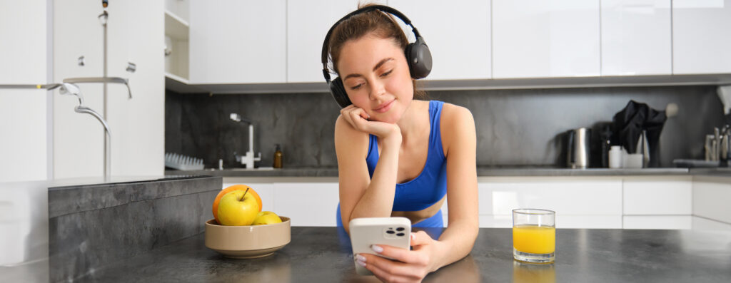 Achieving aerobic exercise and enhancing brain health